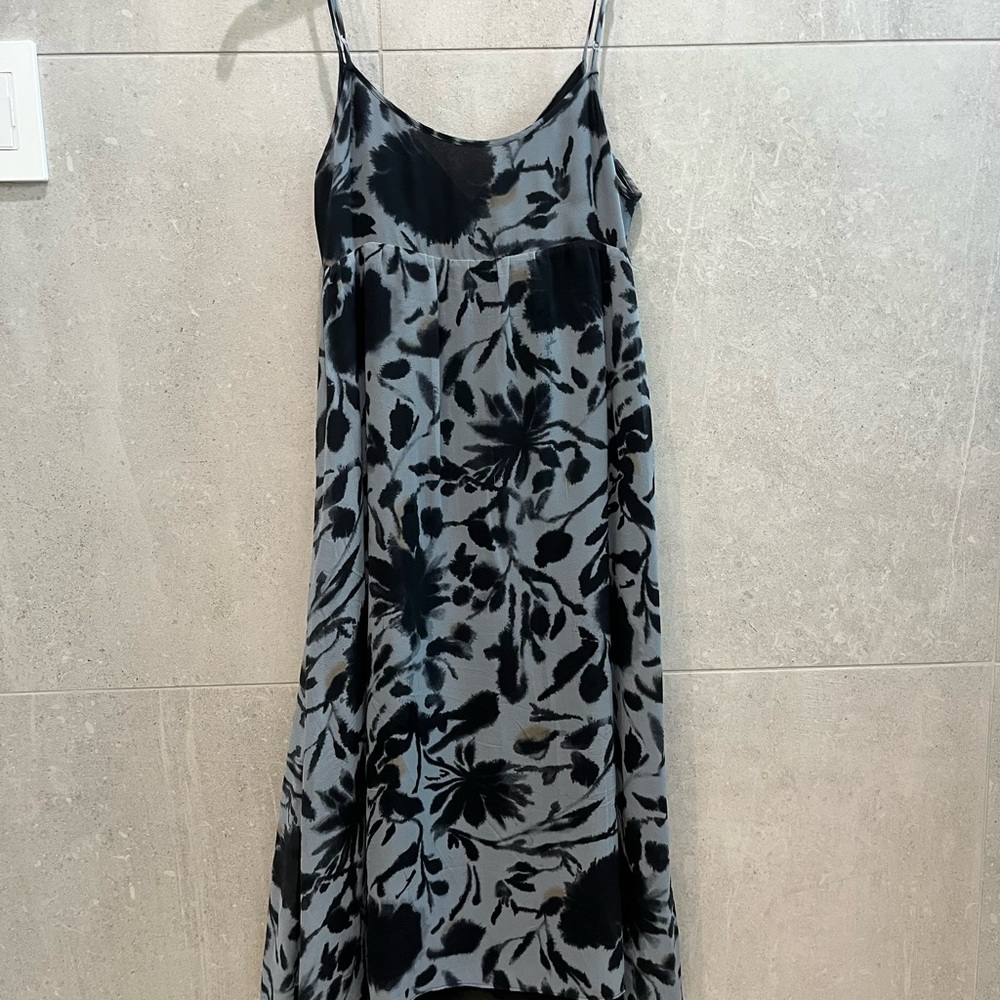 Floral Black and Gray Women's Dress. Brand Unknown